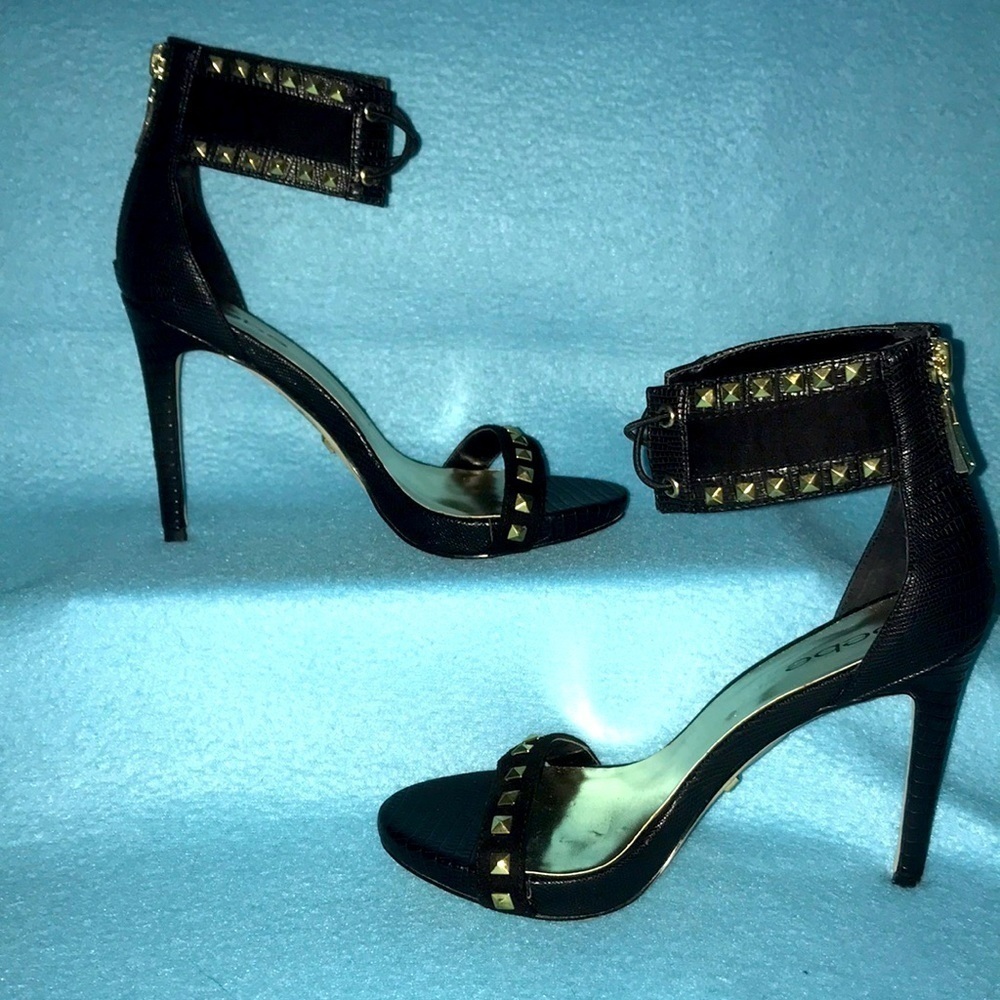 BEBE studded lizard print ankle wrap zipper back heels NEW size 6 Host Pick🎉